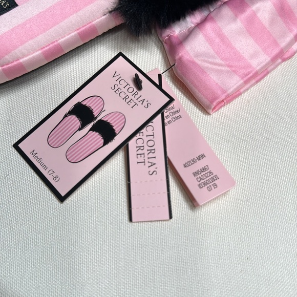 Victoria's Secret Classic Print Stripe Slippers Pink/Black size 7/8 Medium NWT! - Picture 6 of 7